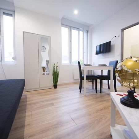 Mahora - Charmant Studio Home Staging Au Centre-Ville Saint-Quentin  Exterior foto