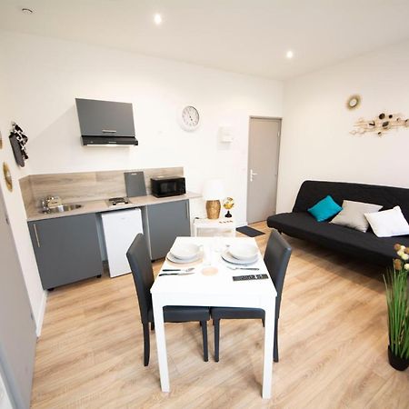 Mahora - Charmant Studio Home Staging Au Centre-Ville Saint-Quentin  Exterior foto
